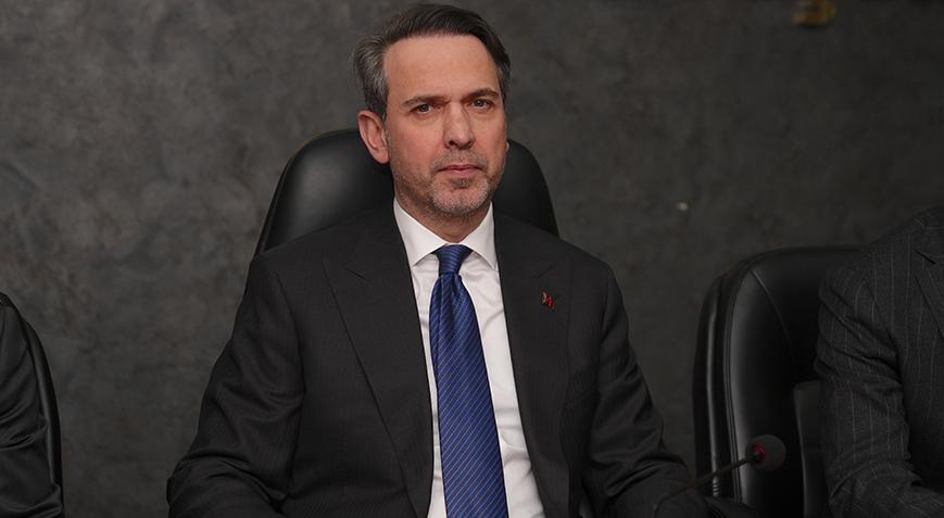 Bakan Bayraktar Erzurumda ziyaretlerde bulundu