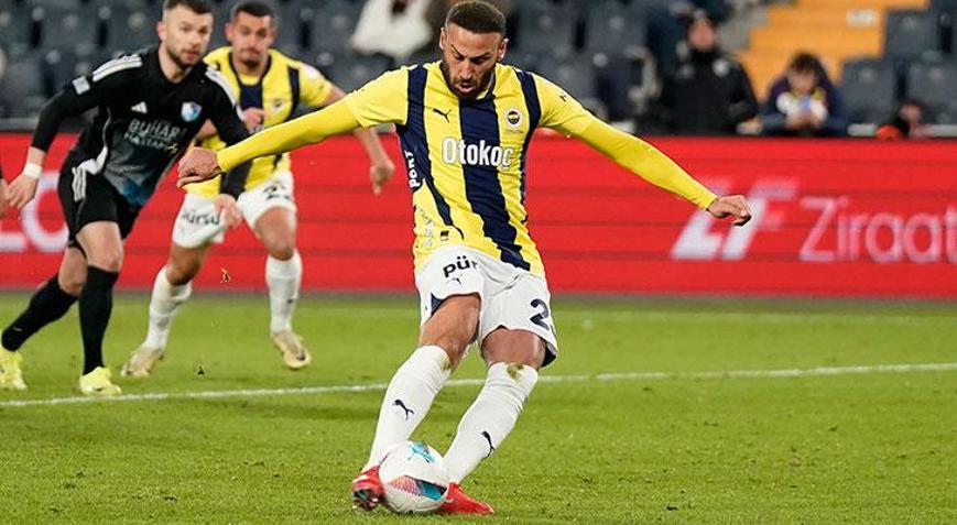 Fenerbahçede Mourinho istedi Cenk Tosun takımda kaldı