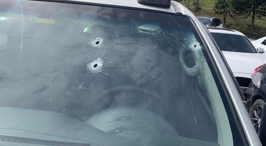 Trabzonda aracında silahlı saldırıya uğrayan muhtar yaralandı