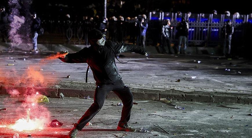 İstanbuldaki izinsiz gösterilerle ilgili 575 kişi gözaltına alındı