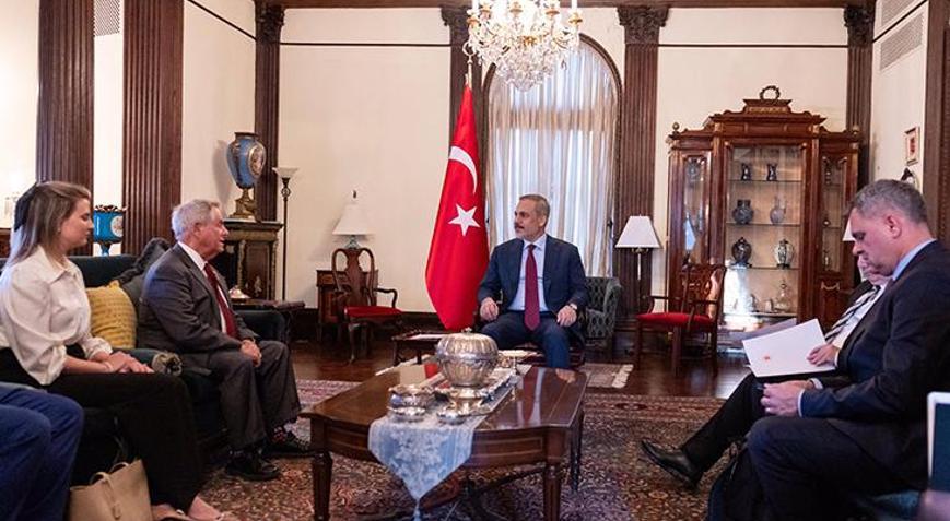 Dışişleri Bakanı Hakan Fidan, Türk Amerikalılar Grubu Eş Başkanı Joe Wilson ile görüştü