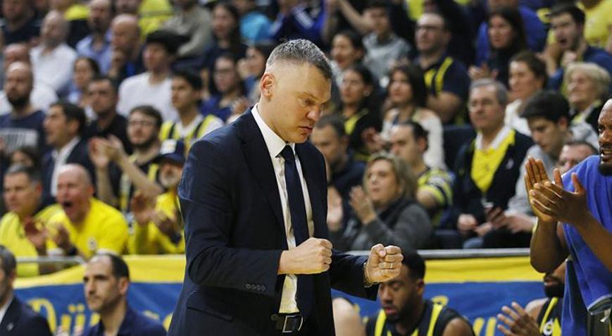 Sarunas Jasikevicius: Marcus Howard inanılmaz bir ritimle oynuyor