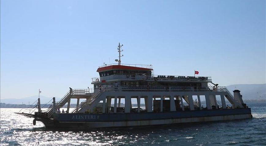 Bayram tatilinde Gökçeada ve Bozcaada feribot hatlarında günlük seferler arttırıldı