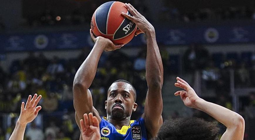 Fenerbahçeden McCollumun sağlık durumuna ilişkin açıklama