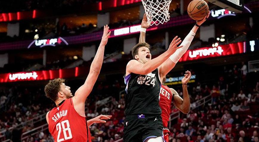NBAde Alperen Şengün double-double yaptı Houston Rockets Play-Offta