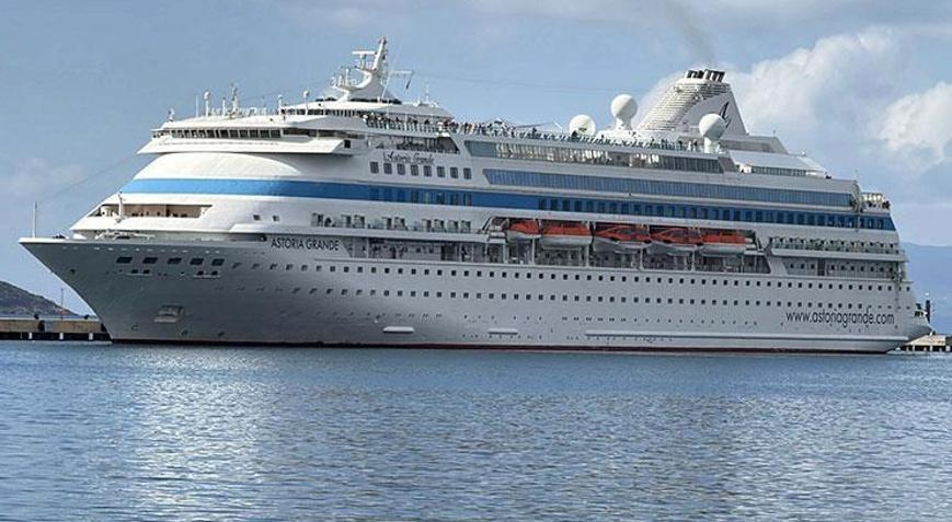 Bodruma sezonun ilk kruvaziyeri geldi