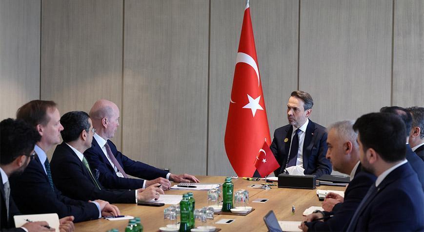 Bakan Bayraktar, Baküde ikili görüşmeler gerçekleştirdi