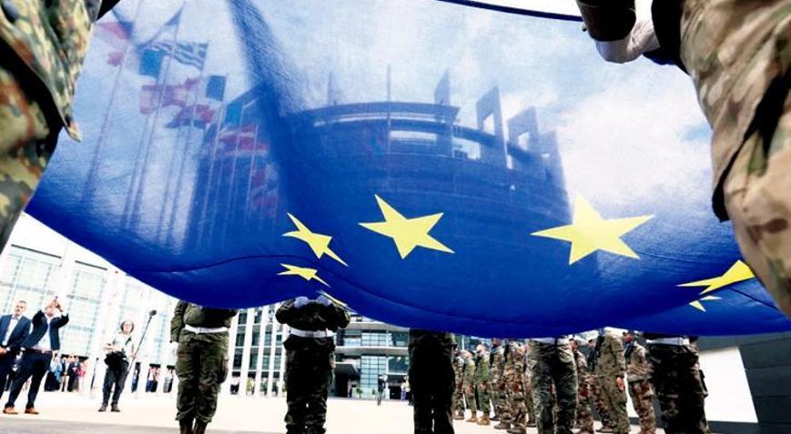 Avrupa’ya askerlik celbi