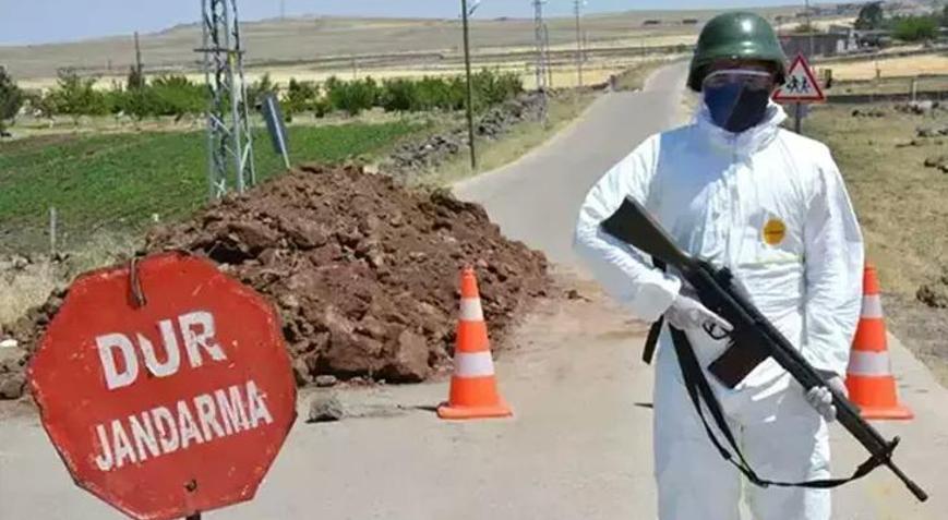 Çanakkalede bir köy merkez alınarak 10 kilometre çapında giriş çıkışlar durduruldu