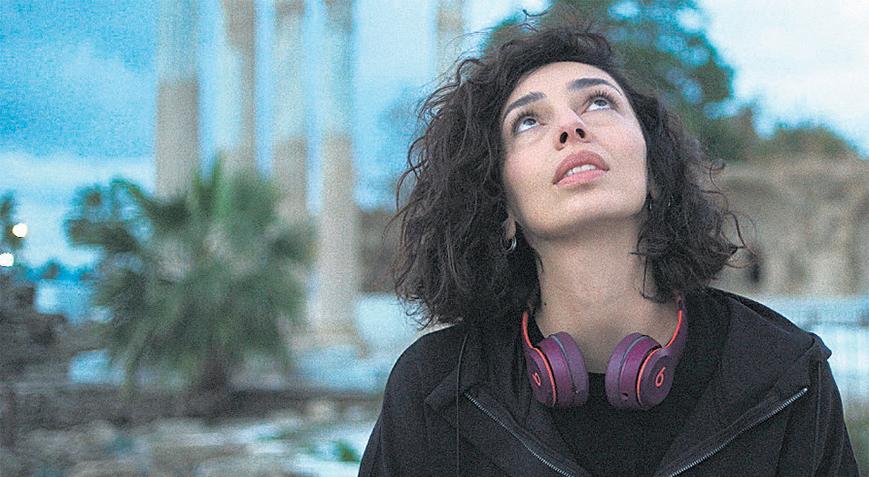 Herkes Altın Lale’nin peşinde