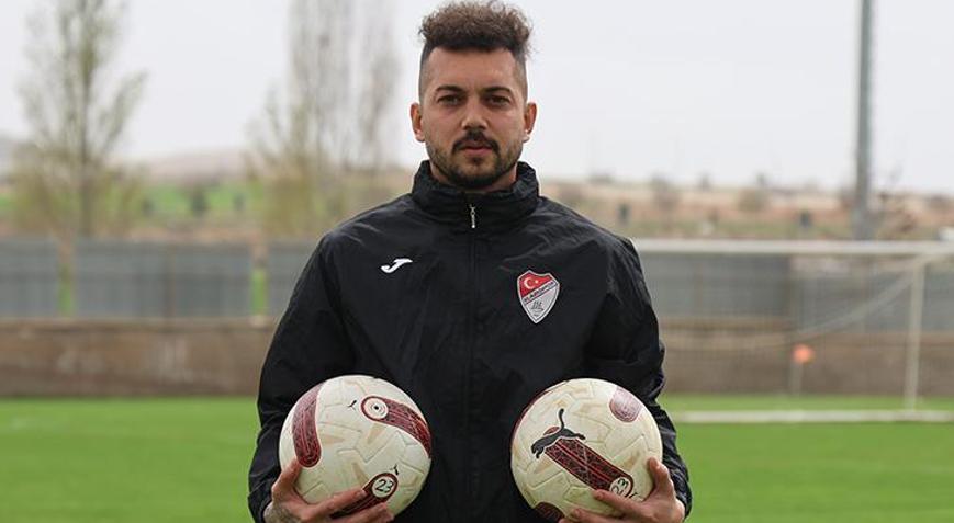 Fenerbahçenin eski yıldızı Beykan Şimşek, Salaha rakip oldu