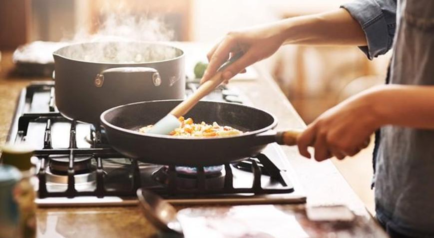 Şap gibi yemeğin tuzunu alan yöntemler Mutfakta hayat kurtaran malzemeler