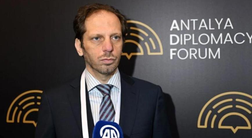 SNHR Direktörü Abdülgani: yeni Suriye yönetimi için mükemmel bir platform