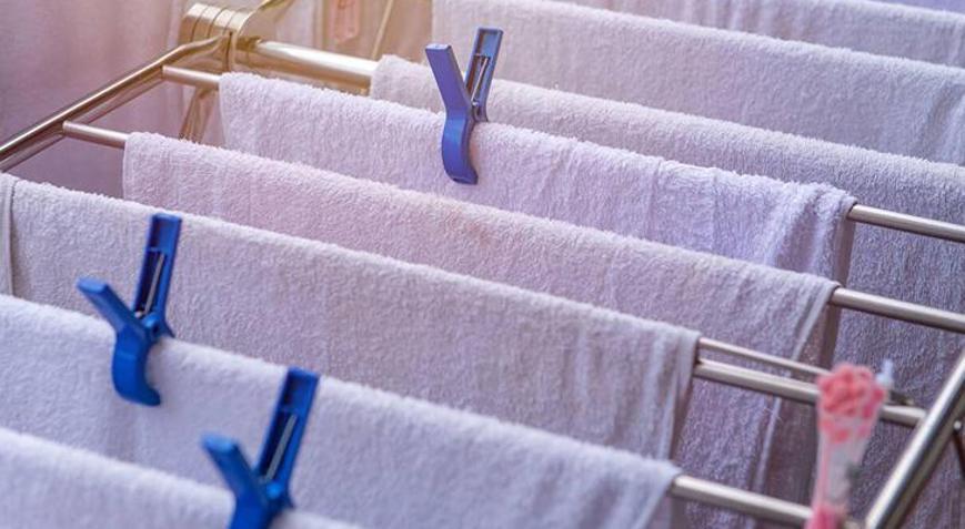 Bazı çamaşırları hep asarak kurutun Makineye atılan mikrofiber özelliğini kaybediyor