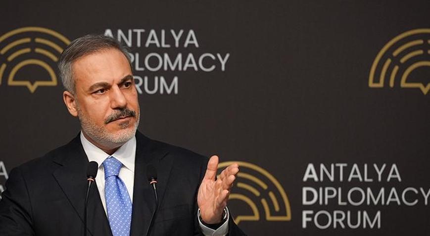 Dışişleri Bakanı Hakan Fidan, Antalya Diplomasi Forumunda yoğun diplomasi trafiğini sürdürdü