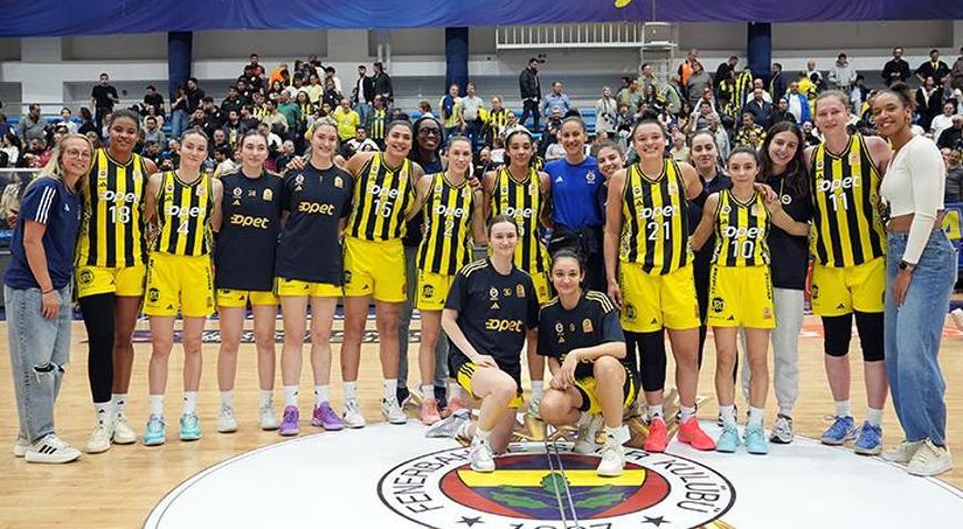 Fenerbahçe Opet seride 1-0 öne geçti