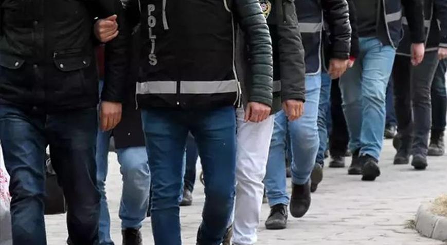 Kurdukları çağrı merkezi üzerinden 144 kişiyi, 3.5 milyon lira dolandırdılar