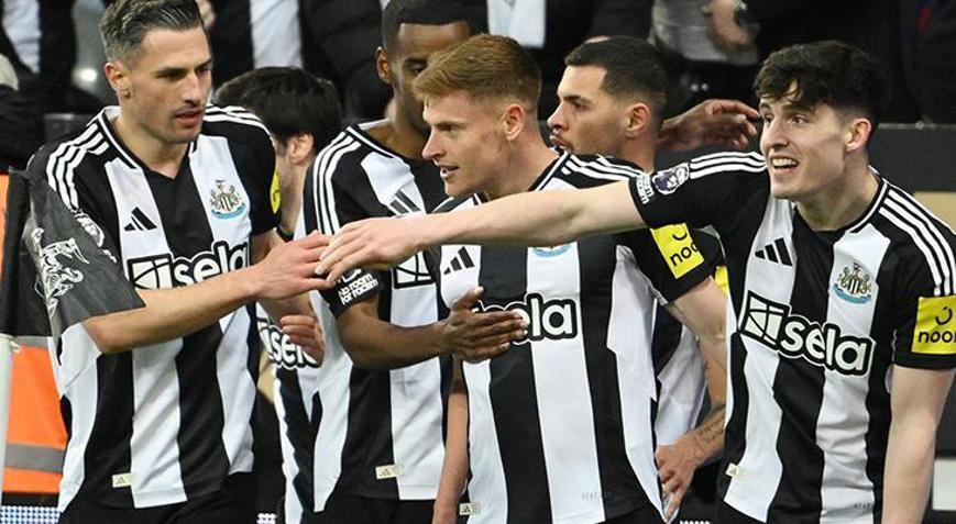 Newcastle United, Crystal Palace karşısında gol oldu yağdı