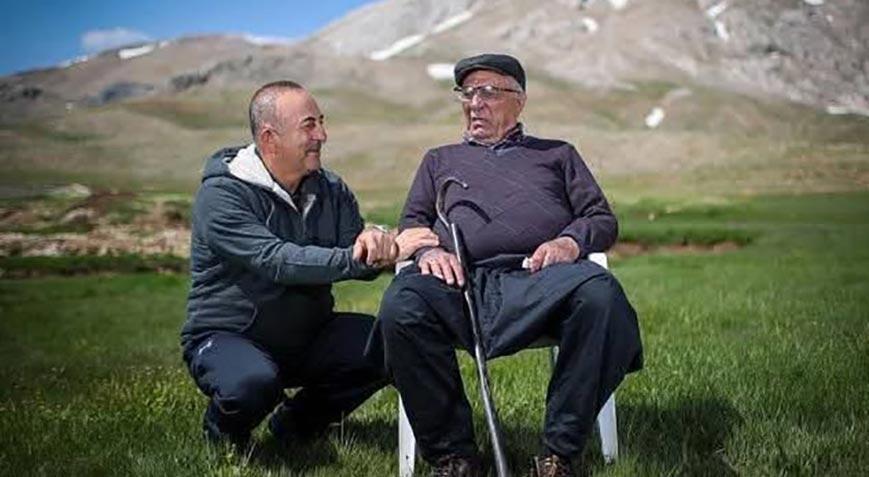 AK Partili Mevlüt Çavuşoğlunun babası Osman Çavuşoğlu hayatını kaybetti