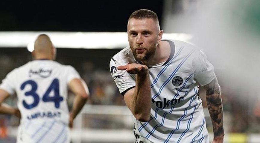 Fenerbahçeye Skriniar transferi için eski dost rakip oldu PSG bonservisi belirledi