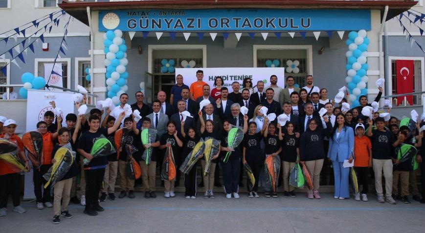 Haydi Tenise projesi 11 deprem ilinde eş zamanlı başladı