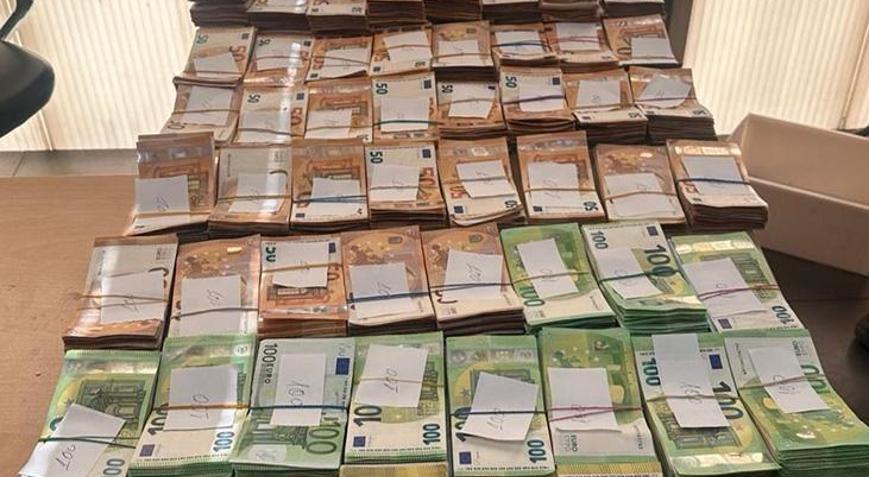 Servetin üzerinden yatmış Yataktan çıktı: Tam 23 milyon değerinde