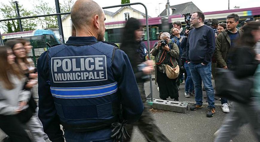 Fransada bir okulda saldırı: 1 ölü, 3 yaralı