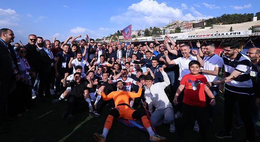 Mardinde taraftarın 2. Lig coşkusu