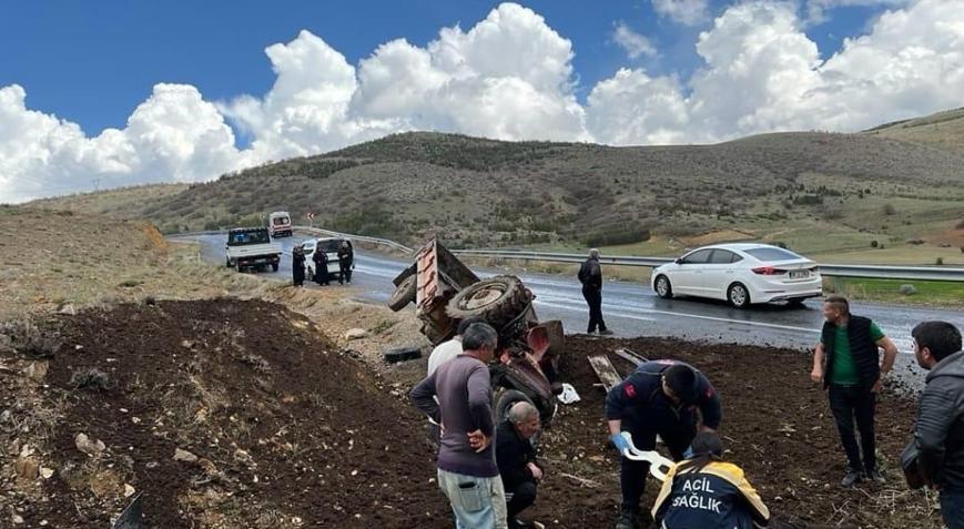 Kayseri’de gübre yüklü traktör devrildi: 1 yaralı