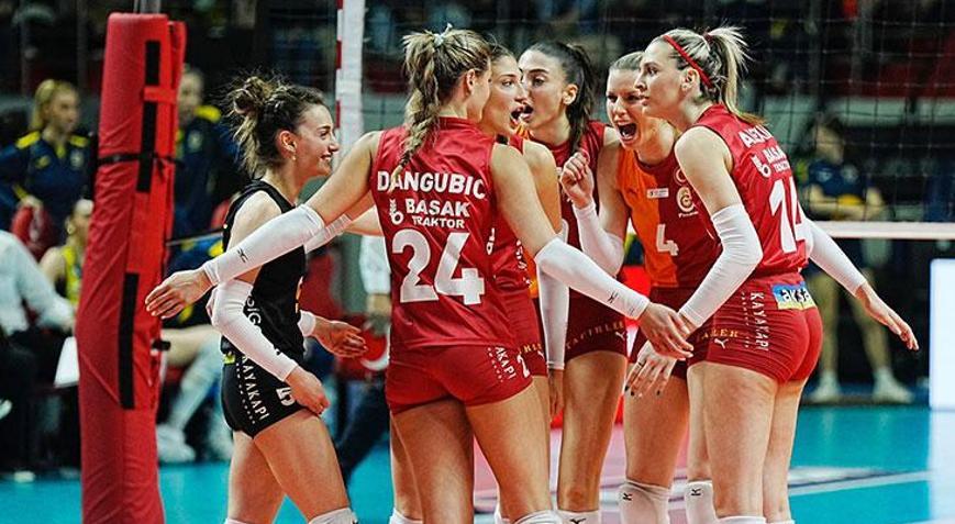 Galatasarayda 7 ayrılık birden VakıfBanka transfer