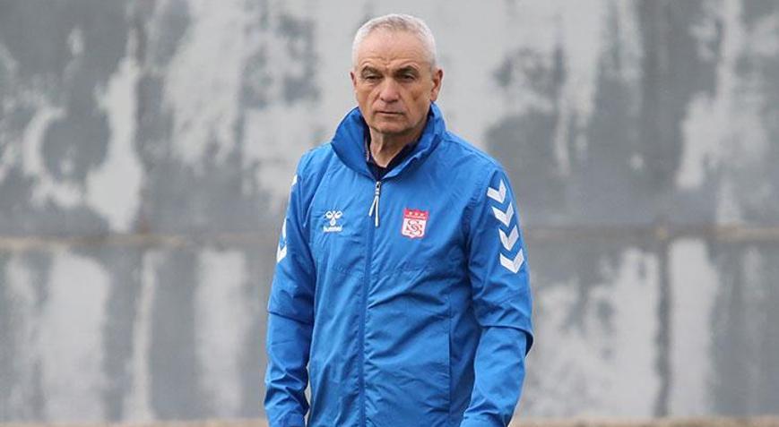 Sivassporda Rıza Çalımbaydan çağrı Bahanesi olmayan bir müsabaka