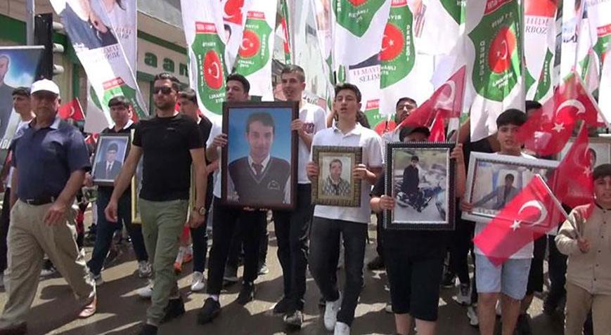 Reyhanlıda terör saldırısında ölen 53 kişi anıldı