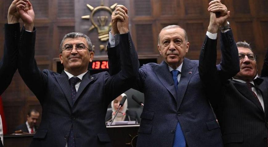 Konya Milletvekili Hasan Ekici ve 4 belediye başkanı AK Partiye katıldı