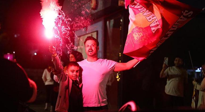 Adana ve Mersinde Galatasarayın şampiyonluğu kutlandı