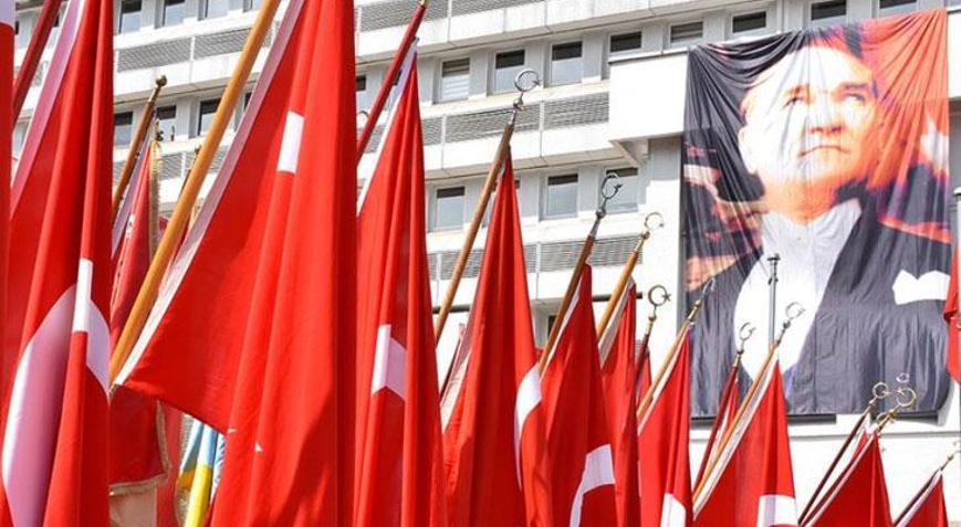 19 MAYIS PAZARTESİ OKULLAR TATİL Mİ 19 Mayıs Atatürkü Anma Gençlik ve Spor Bayramı resmi tatil mi Üniversiteler tatil olacak mı