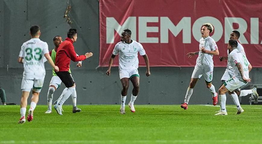 Boluspor, İstanbulspor deplasmanında turladı