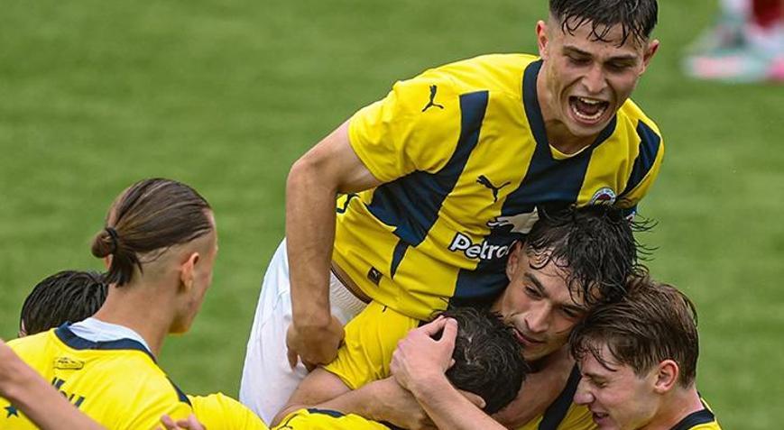 U17 derbisinde Fenerbahçe, Galatasarayı yendi: 3-0