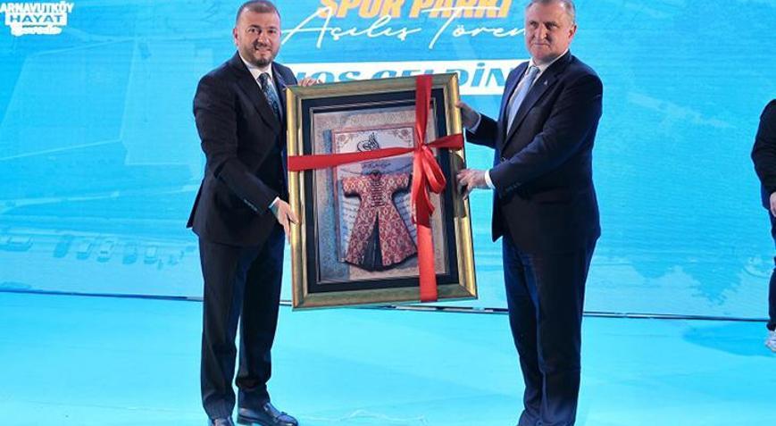 Osman Aşkın Bak: Türkiye’nin her köşesinde spor devrimi yaşanıyor