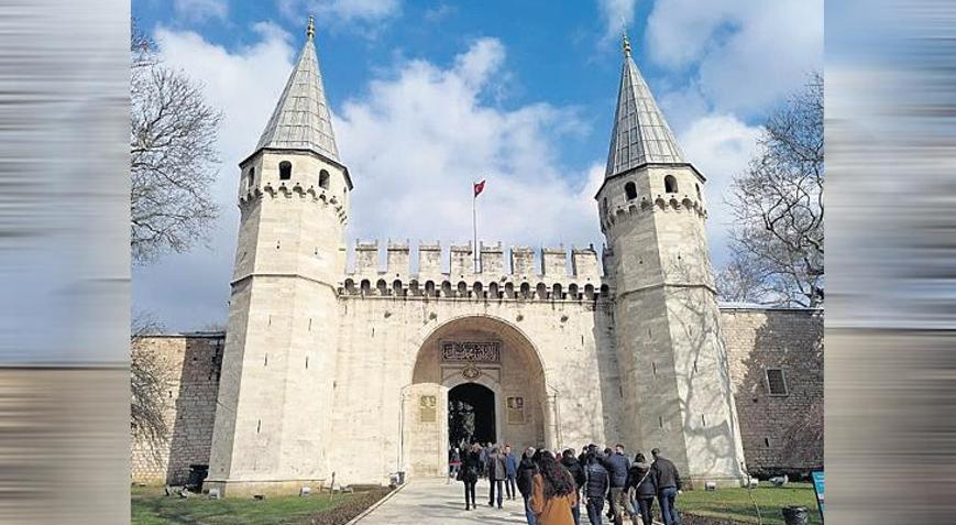 Milli Saraylar’a bağlı saray ve müzeler kazandırıyor