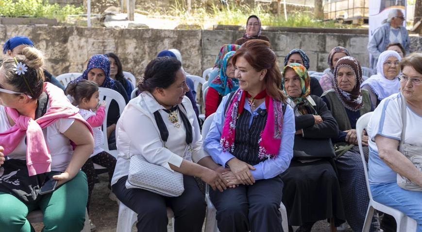 Çamlıyaylalı üretici kadınlara kooperatifleşmenin önemi anlatıldı