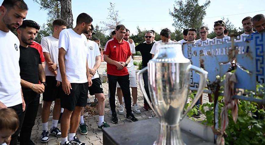 Kahramanmaraş İstiklalspor şampiyonluğu depremde vefat eden futbolculara adadı