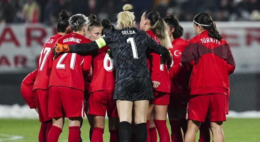 MAÇ ÖZETİ: Türkiye-İrlanda Cumhuriyeti Kadınlar UEFA Uluslar B Ligi 2. grup maçı kaç kaç bitti