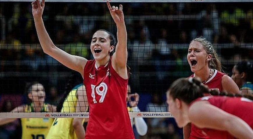Eczacıbaşından takviye Emily Maglio transferi resmen açıklandı