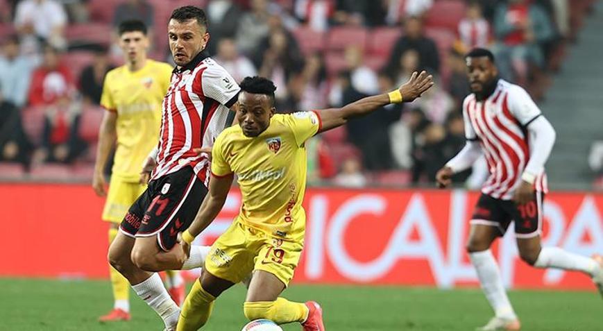 Samsunspor, Kayserispor karşısında 90+8de kazandı