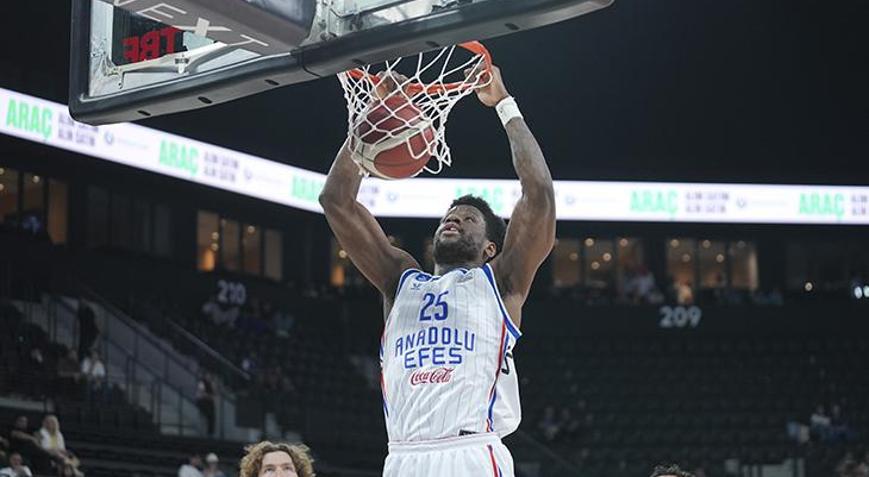 Anadolu Efes, Basketbol Süper Liginde yarı finalde