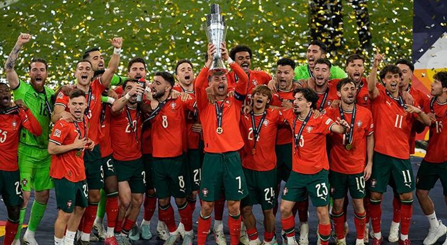 UEFA Uluslar Liginde şampiyon Portekiz