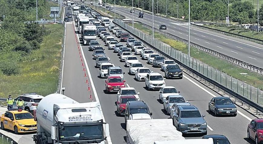 Geri dönüş çileli oldu