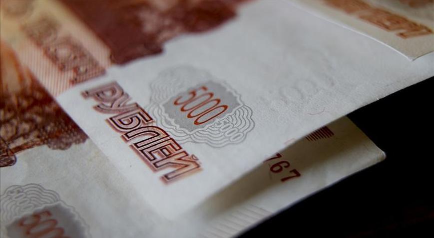 Rusyada bütçe, düşen petrol fiyatlarıyla 3,4 trilyon ruble açık verdi