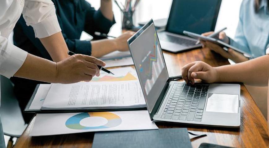 İş dünyasından önemli transferler