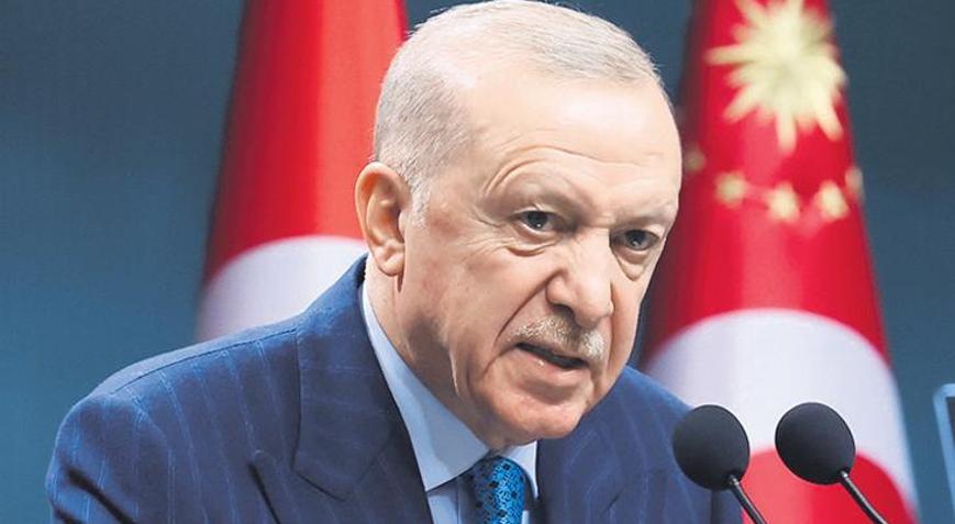 İsrail varlığını riske ediyor